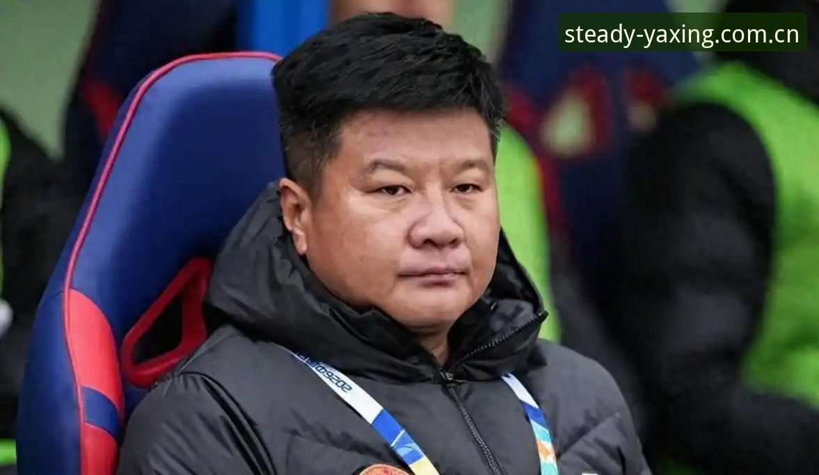 辽宁铁人夏训实战复盘：换帅后的三中卫重组，一个老球迷的观察笔记
